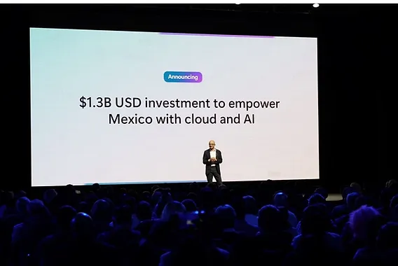 Satya Nadella en el Microsoft AI Tour